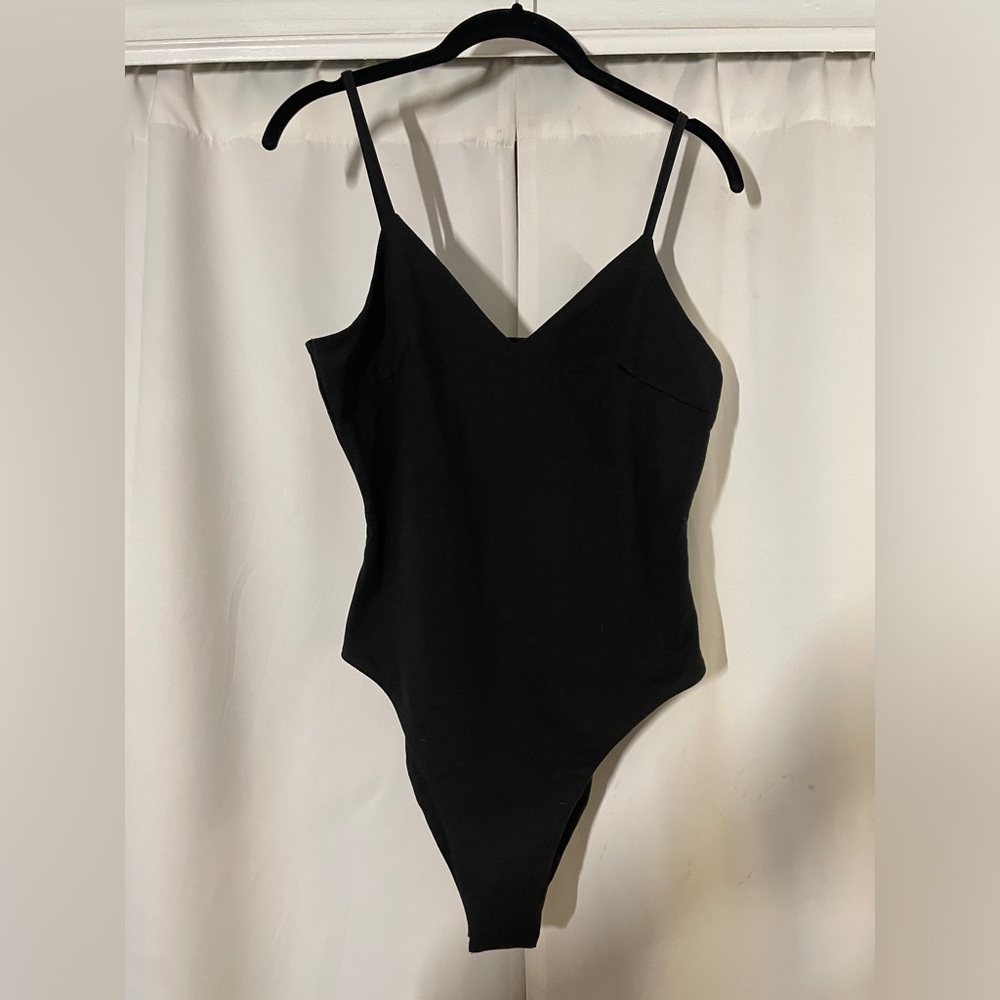 Black V-neck Bodysuit